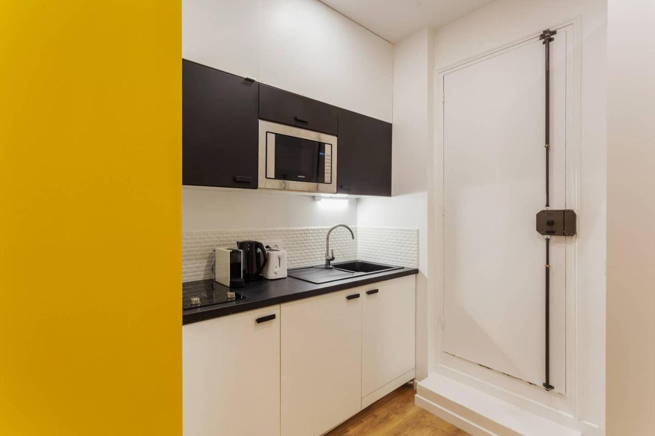 Chic Saint-Germain-Des-Pres Studio For 4 - Prime Location 파리 외부 사진